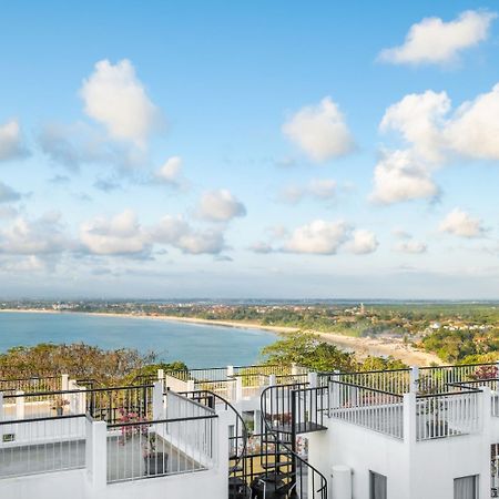Cove Villa Prana ジンバラン エクステリア 写真