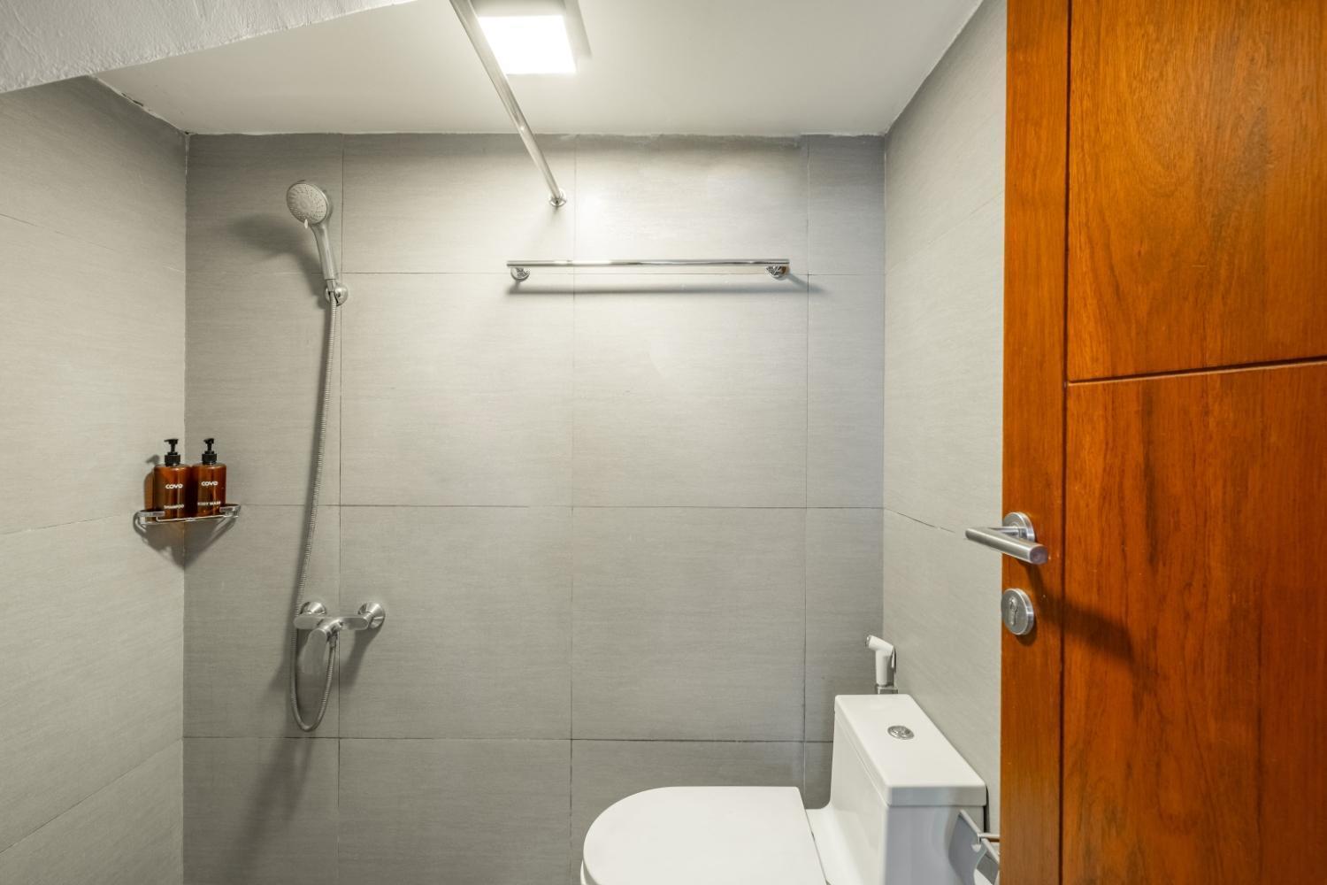 Cove Villa Prana ジンバラン エクステリア 写真